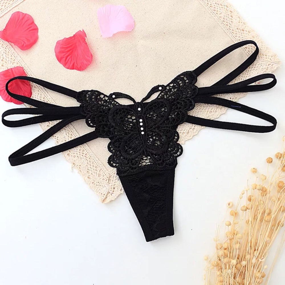 Sexy lace butterfly panty - Picture 2 of 8